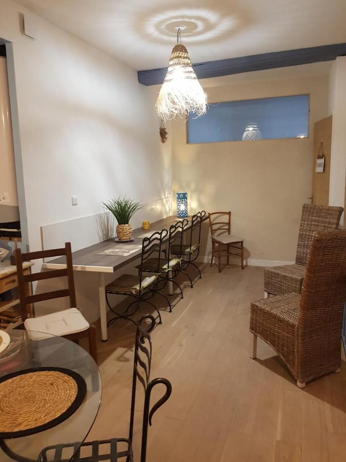 Fenetre Sur Cour Du Docteur Privey - Secure Park Bike - Voie Bleue Hotel Турню Екстериор снимка